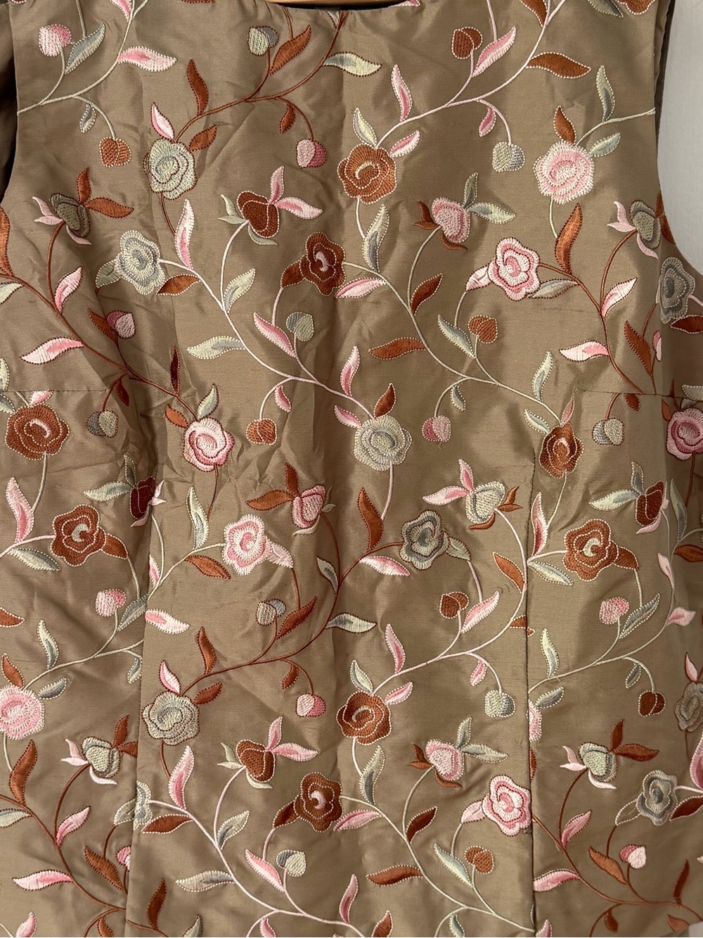 Talbots 100% Silk Lined Two Piece Floral Embroidery Top and Pants size 12 - Picture 2 of 14
